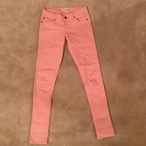 Soft pink mid-rise pants